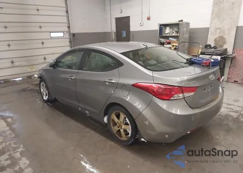 2013 Hyundai Elantra Gls z USA, uszkodzony, nr VIN KMHDH4AE4DU935933